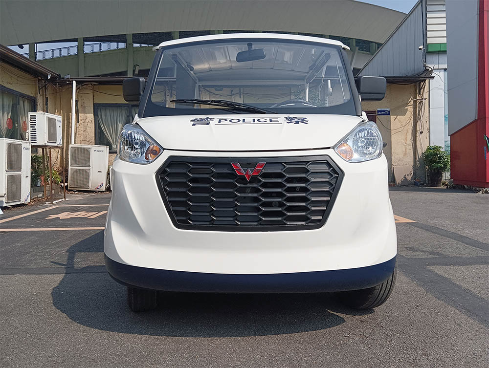 敞開(kāi)式全車(chē)鈑金2061巡邏車(chē)